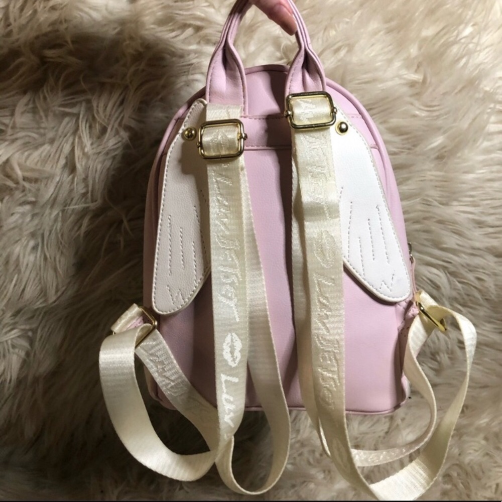 Backpack - Picture 3 of 9